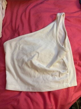 One arm cropped tank